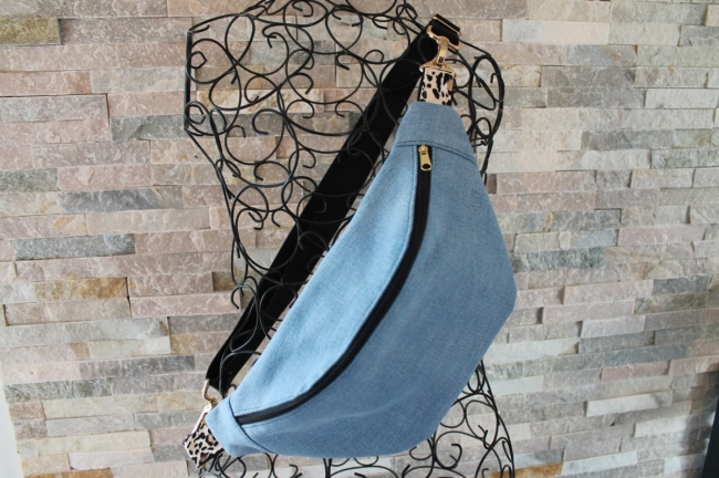 Sac banane adulte léopard 3