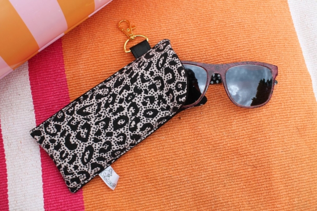 Etui à lunettes léopard